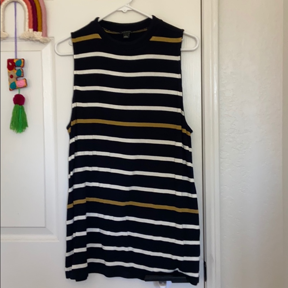 ANN TAYLOR TOP
